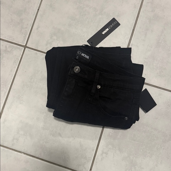 Bootcut Jeans - Picture 7 of 8